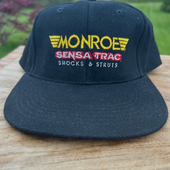 MONROE Sensa-Trac Shocks Struts Black Hat - Picture 8 of 9